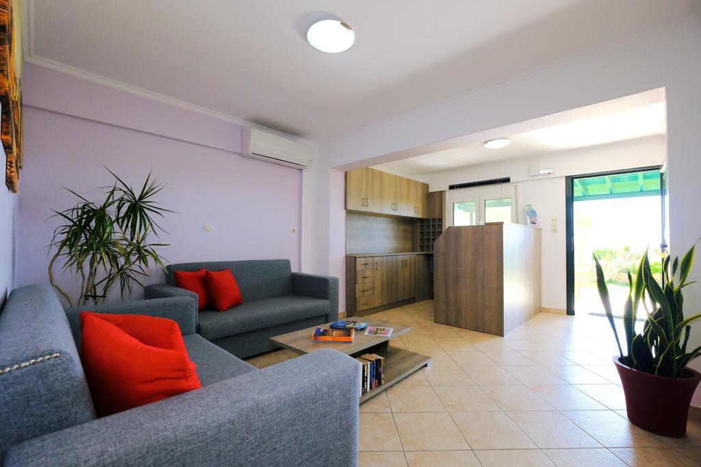 Pandora Apartments モウドロス エクステリア 写真